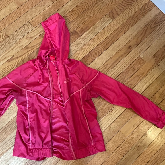 nike windbreaker - Picture 2 of 7